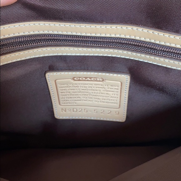 Coach Canvas and Leather messenger bag - Picture 4 of 8